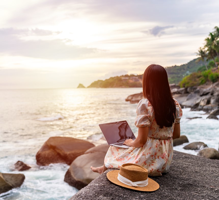 Navigating the Legal Seas of Digital Nomadism: A Phuket Odyssey Image
