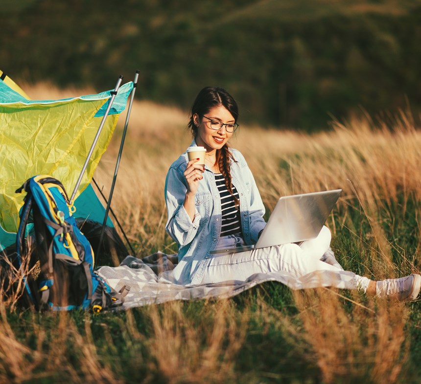 Navigating the Nomadic Rollercoaster: Digital Nomad Life in Phuket Amidst COVID-19 Image